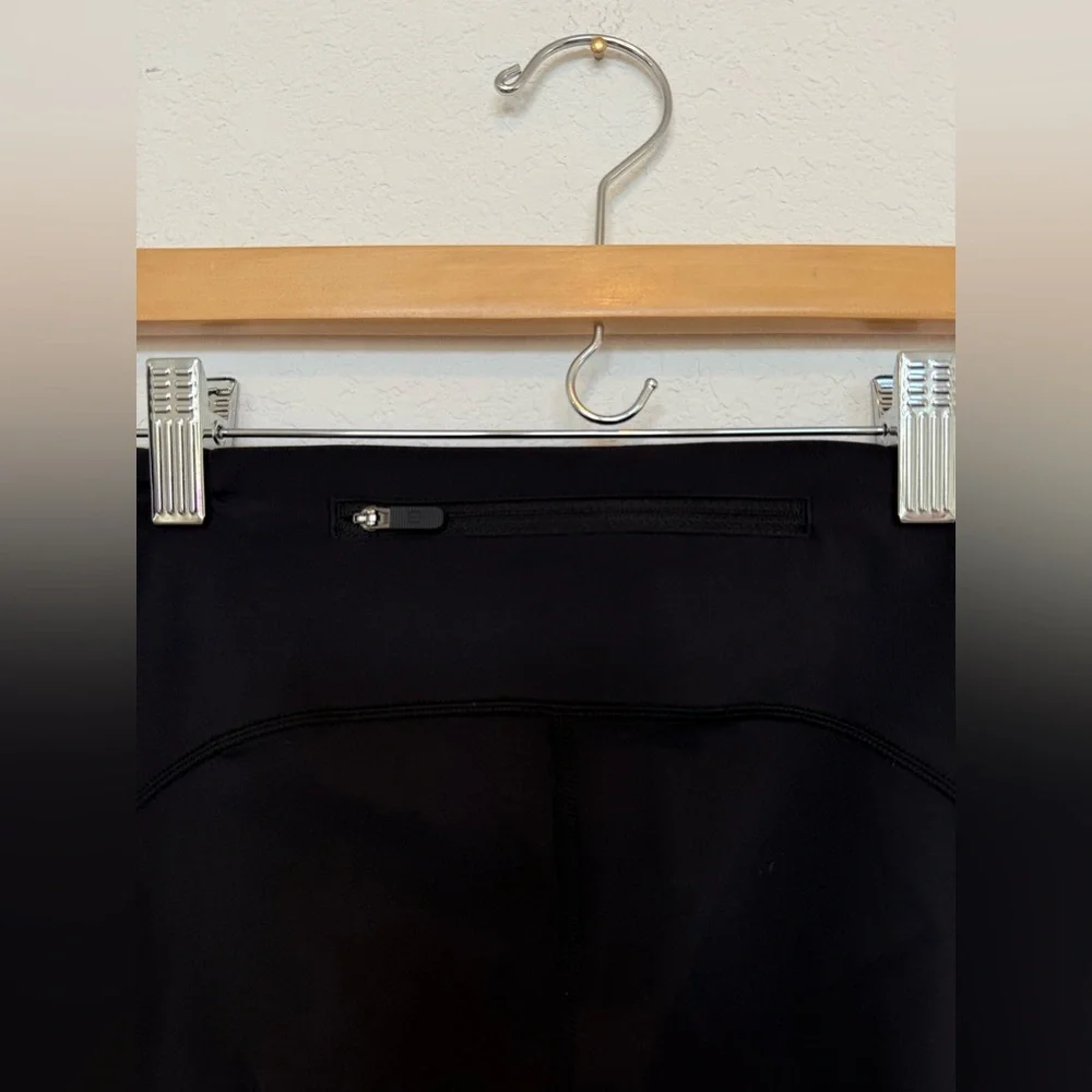 Lululemon Speed Up Tight *Full-On Luxtreme 28" Black Size 8 - Picture 5 of 7